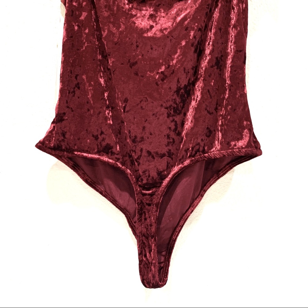 Plus Size Off Shoulder Velvet Bodysuit (NWT) - Picture 11 of 15